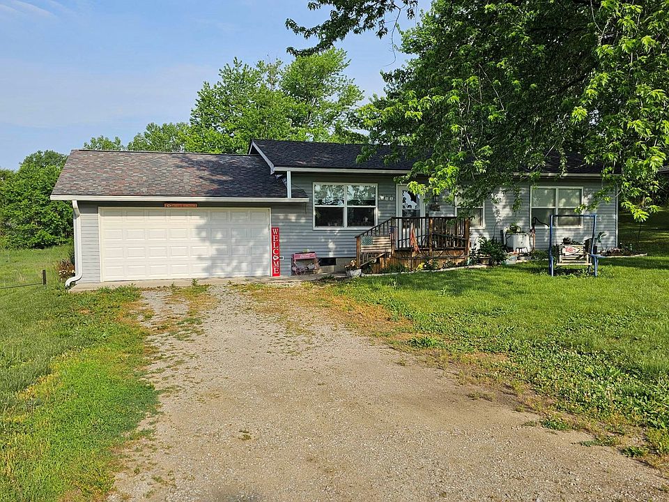 1st image of 308 S 8th St