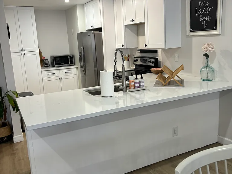 1316 E Susan Ln — Photo 10