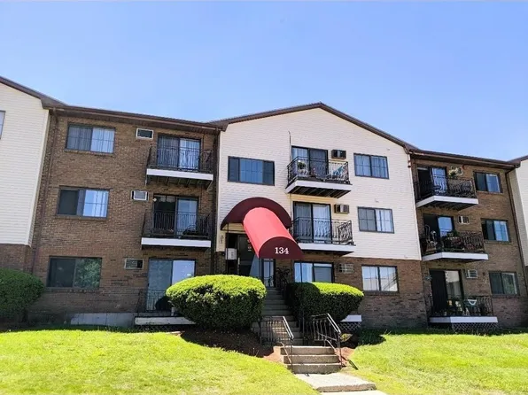 134 Mammoth Road #520, Hooksett, NH 03106