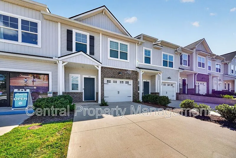 22 Camden Woods Trl