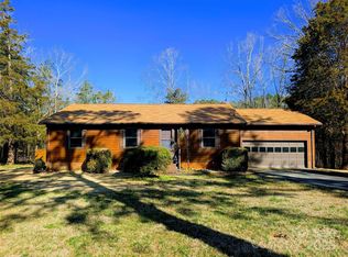 1376 Devinney Rd, York, SC 29745