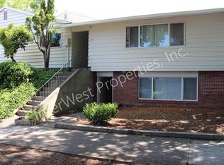 4304 SE 35th Pl #A, Portland, OR 97202