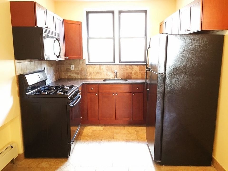 1st image of 30-24 38th St #2B