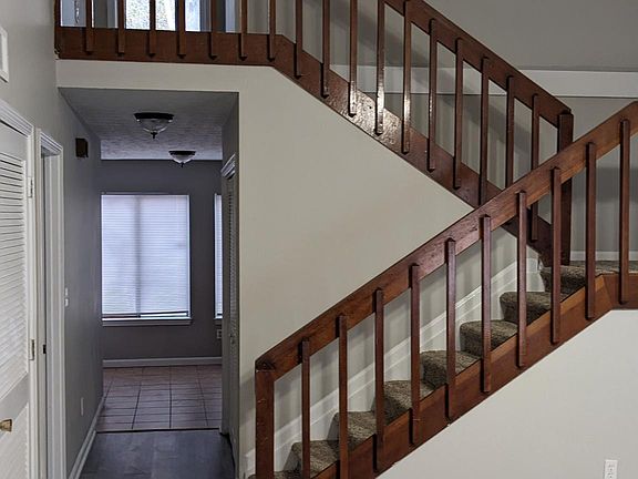 3rd image of 5834 Trent Walk Dr