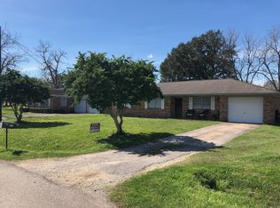 314 Bowie St, West Columbia, TX 77486