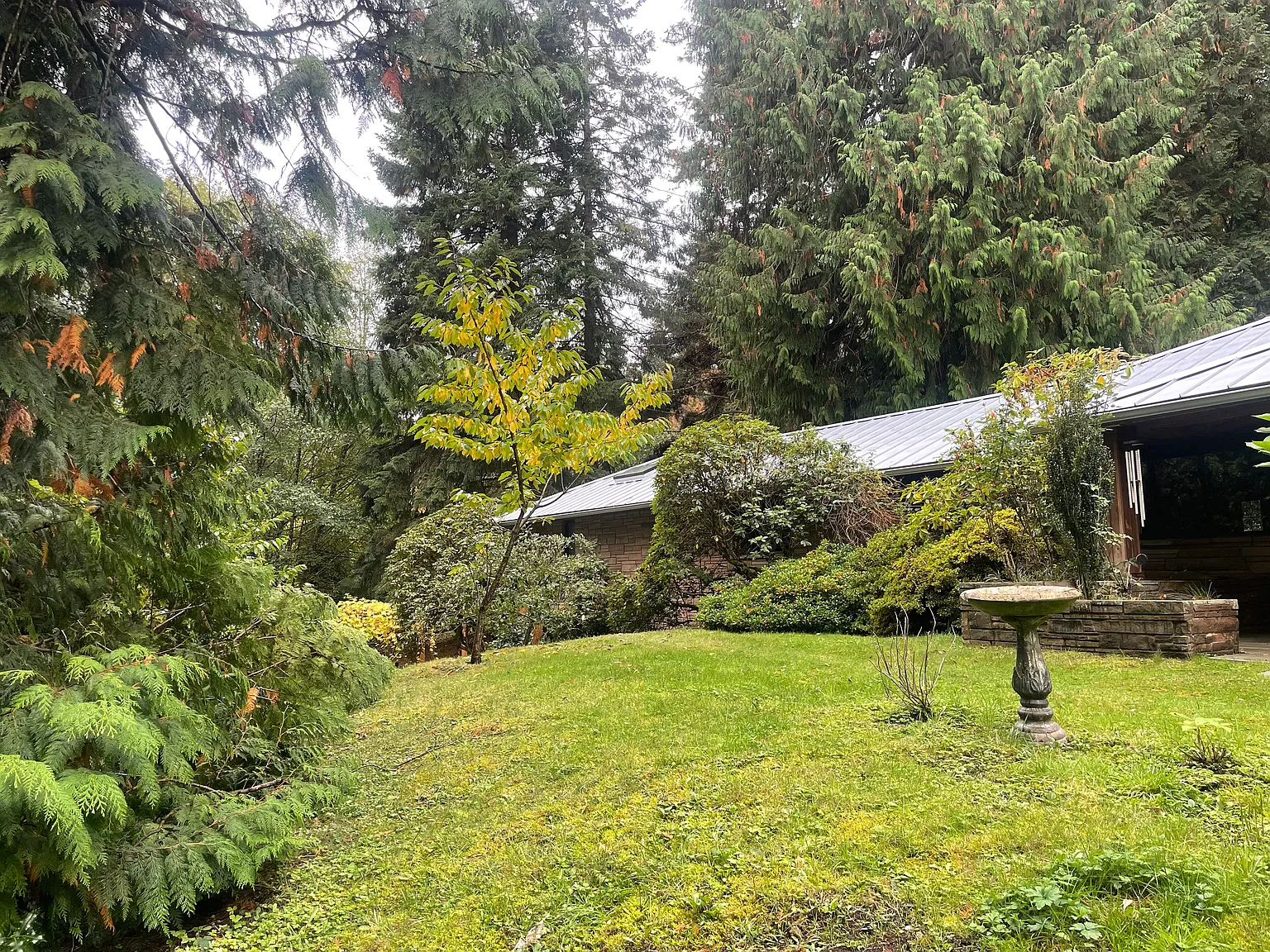 5 bed, 3730 sqft, $7,500 — Photo 4