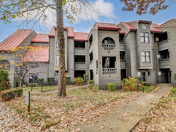 2nd image of 9041 J M Keynes Dr Unit 11