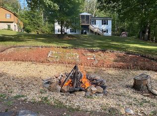 593 Grimes Golden Rd, Linden, VA 22642