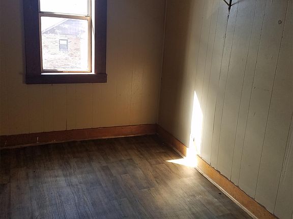 Bedroom #1