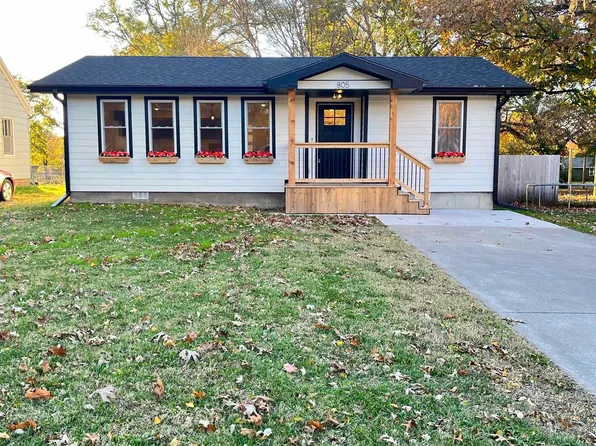 805 Peyton St, Emporia, KS 66801