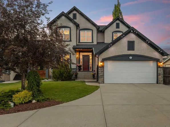 113 S Tusslewood Bay NW, Calgary, AB T3L 2Y3