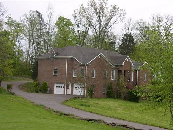 2nd image of 464 Avawam Dr