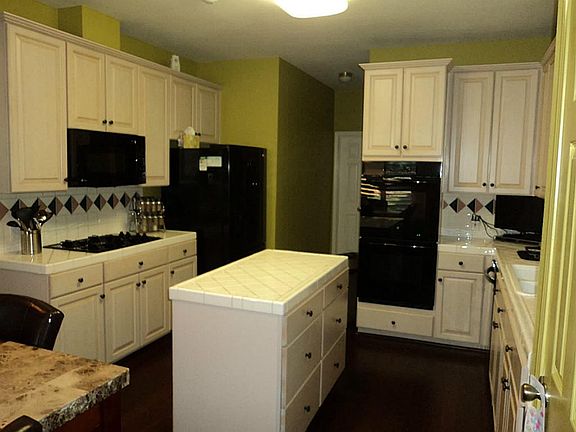 5th image of 4311 Tarlton Way