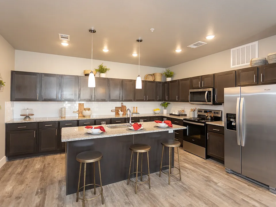 Model Kitchen 2