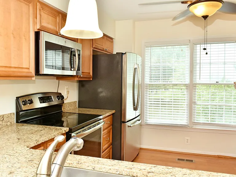 3838 Angelton Ct — Photo 2