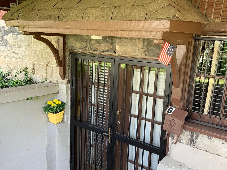 Private entrance