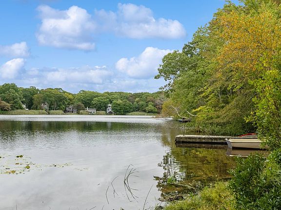 2nd image of 230A Big Fresh Pond Rd