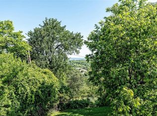 1201 Woodland West Dr, Woodway, TX 76712