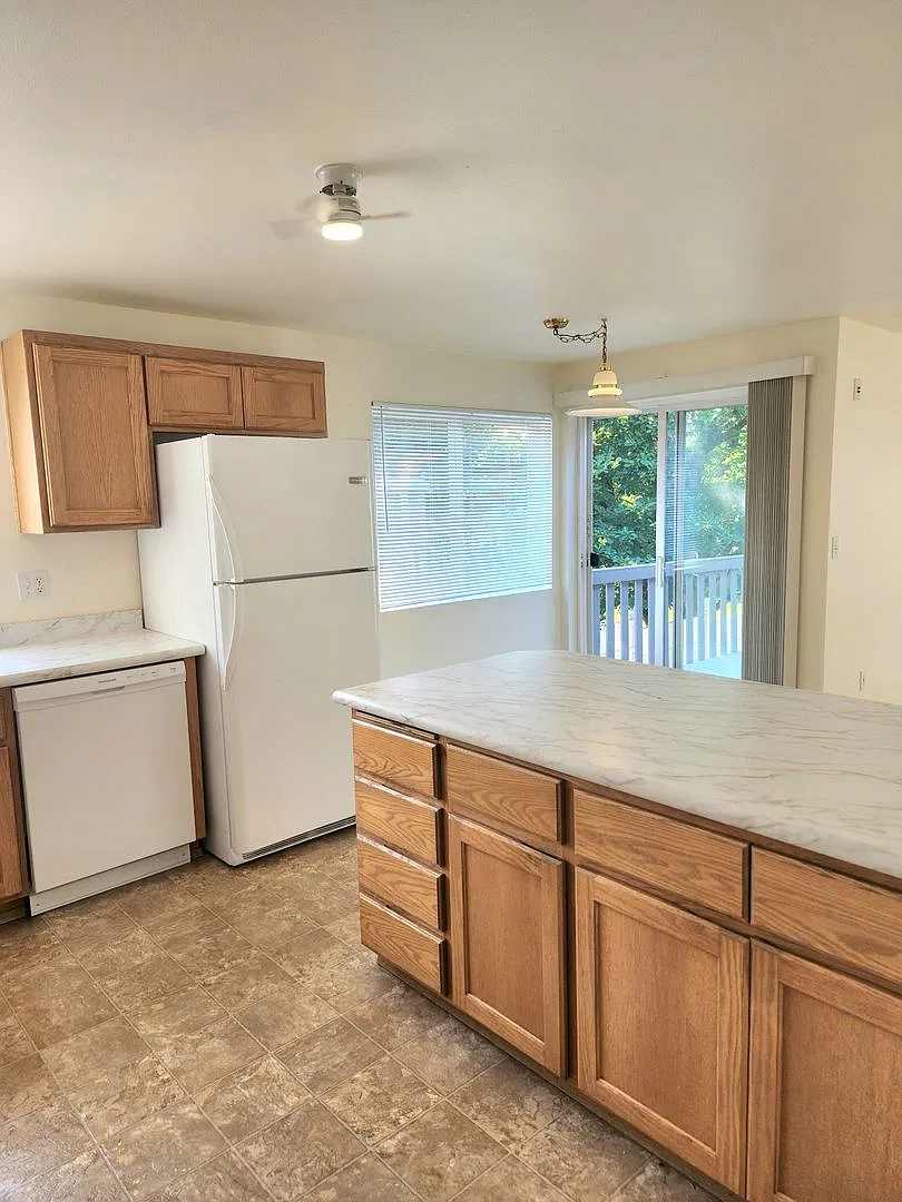 2426 Callow Rd — Photo 4
