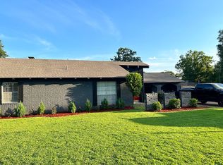 406 Sheffield Dr, Longview, TX 75605