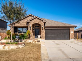303 Triple Crown Ln, Ponder, TX 76259