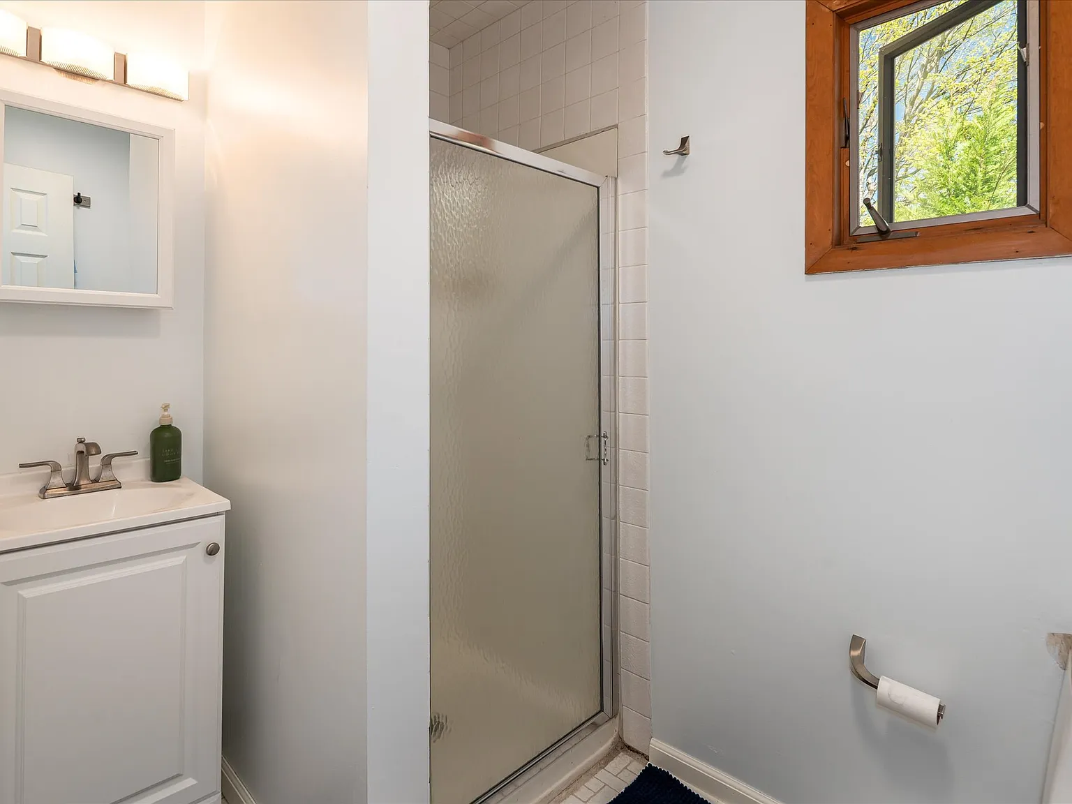 Studio, 385 sqft, $1,600 — Photo 3