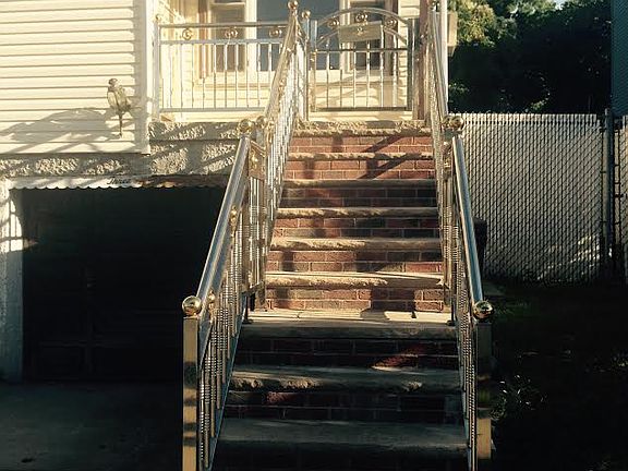 2nd image of 350 Hylan Blvd