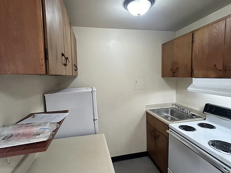5035 15th Ave N #E-208 — Photo 2