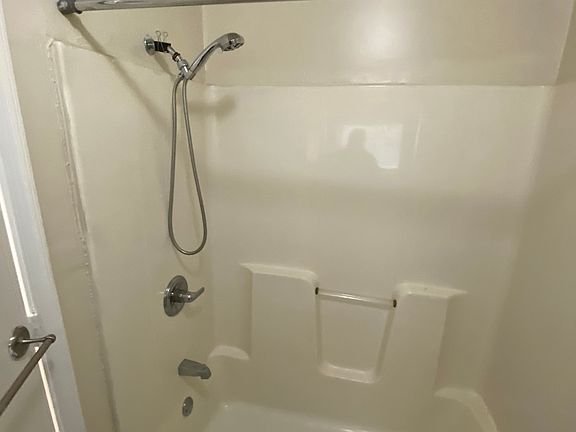 5th image of 3333 Idlewood Ave