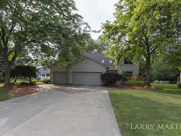 2nd image of 5021 Windybrook Dr SW
