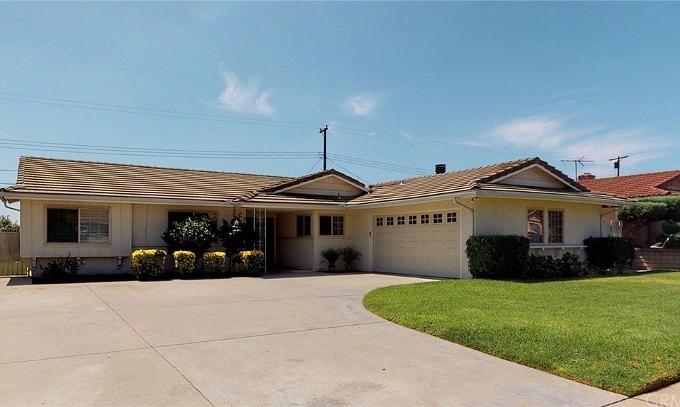 1st image of 8661 Mignonette St