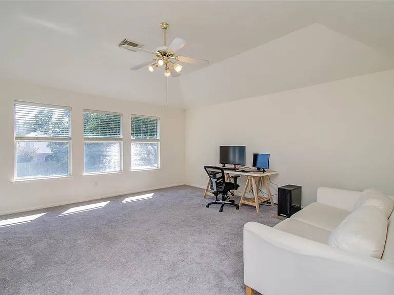 20211 Black Canyon Dr — Photo 24