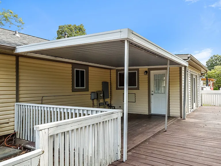 7236 Newell Acres Dr — Photo 15