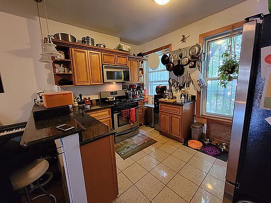 1st image of 121 Pulaski St #4A