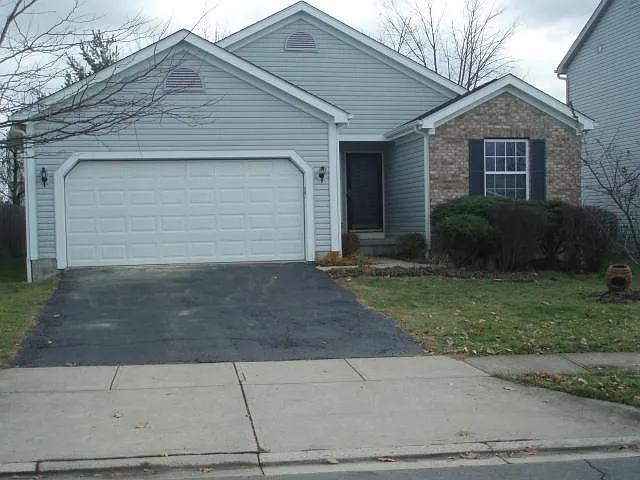 472 Tourmaline Dr photo 1