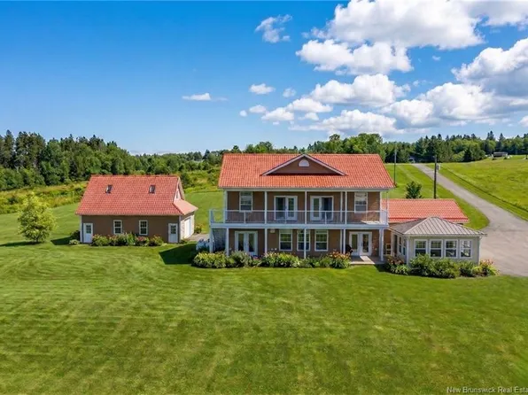 19 Leopold Goguen Rd, Saint Mary, NB E4S 1W5