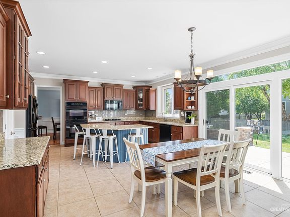 5th image of 26044 Whispering Woods Cir