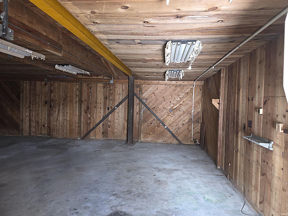 2nd image of 3222 York St