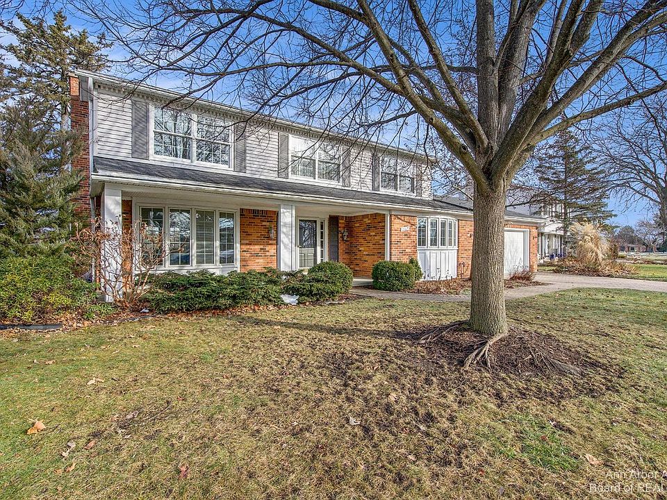 2105 Greenview Dr, Ann Arbor, MI 48103 Zillow