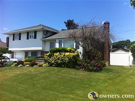 1st image of 12 Debora Dr