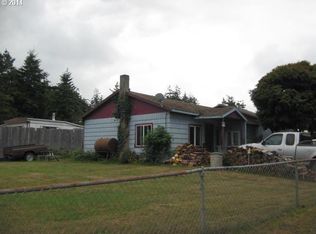 64697 Cammann Rd, Coos Bay, OR 97420