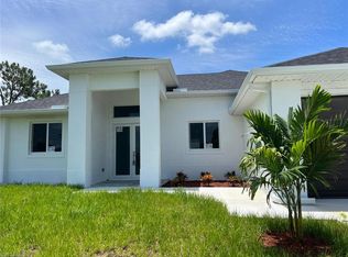 3212 36th St SW, Lehigh Acres, FL 33976