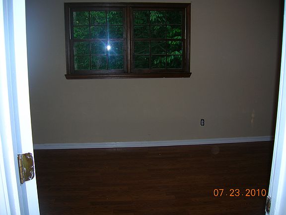 5th image of 213 Jousters Ln