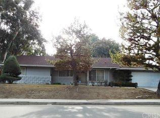 19400 Wells Dr, Tarzana, CA 91356