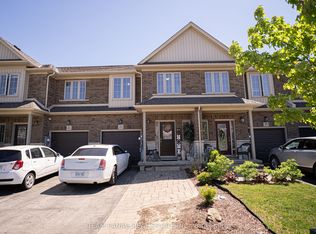 23 Fairgrounds Dr, Hamilton, ON L0R 1C0