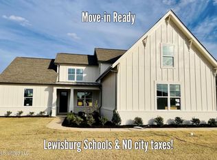 3954 McElroy Farms Dr, Olive Branch, MS 38654