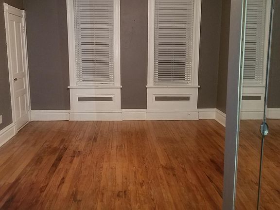 3rd image of 2221 Indiana Ave Floor 2