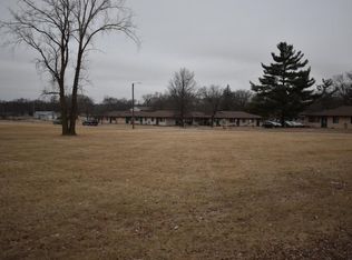 2nd St NW, Oelwein, IA 50662