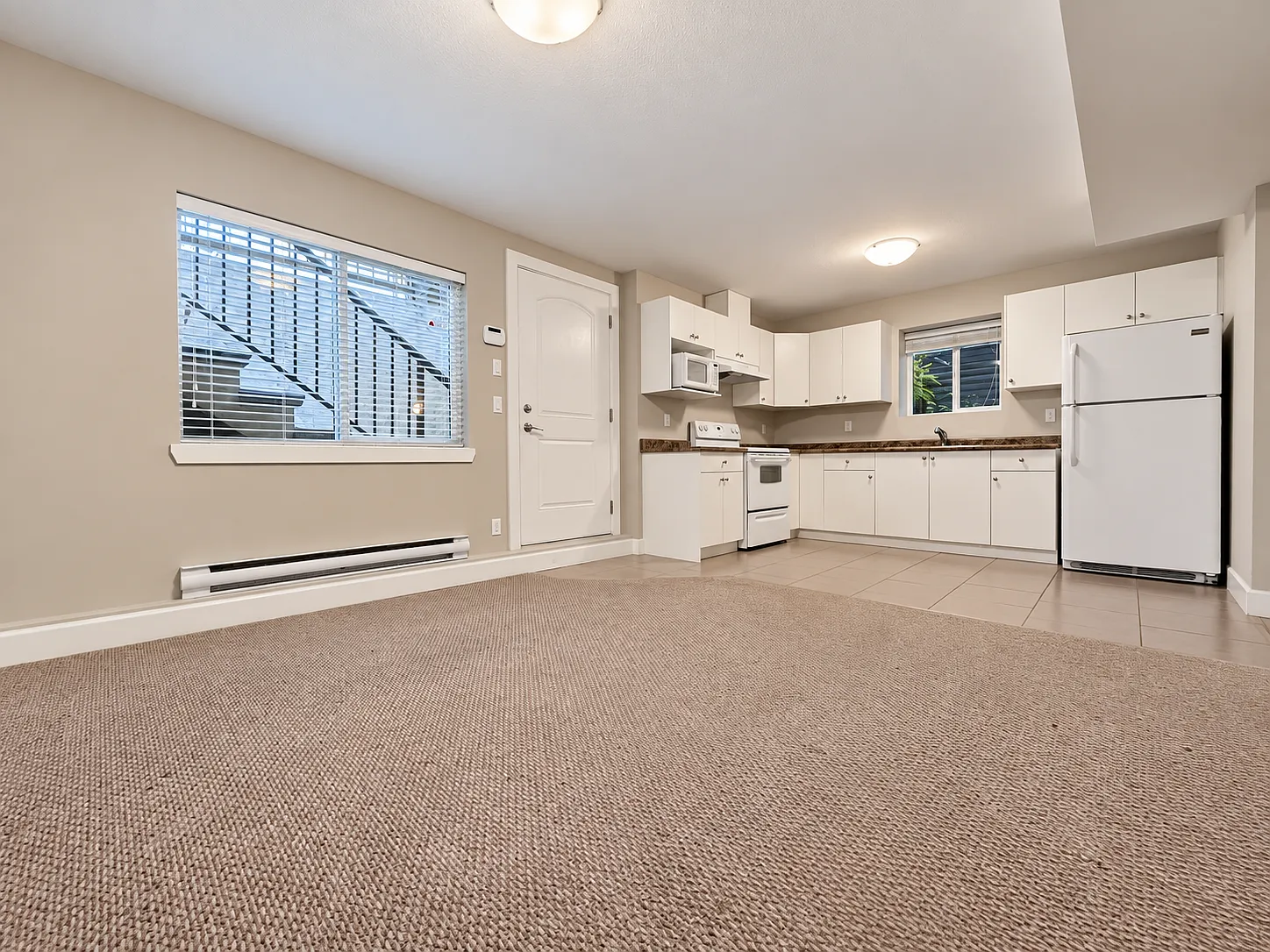 211a St, Langley — Photo 1