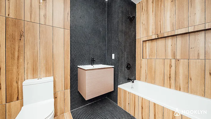 Rented by Nooklyn NYC LLC | media 43